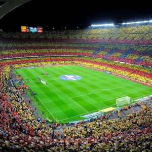 开云·体育官方网站入口-阿贾克斯在与PSV的关键战中3-2获胜，暂时止住颓势。前曼联前锋韦霍斯特回归荷甲，加盟阿贾克斯。